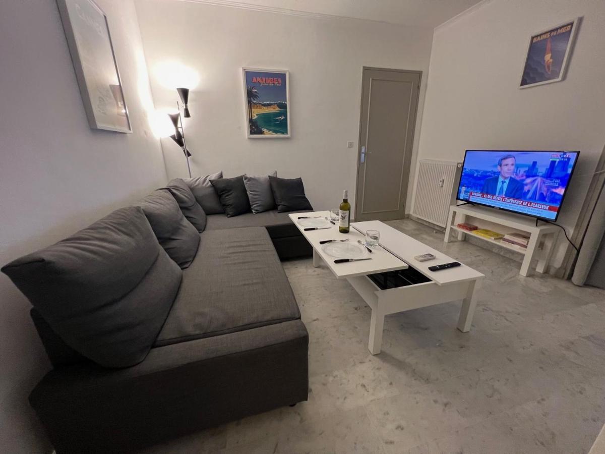 Seafront - Beautiful Flat With Aircon And Comfortable Loggia Vallauris Extérieur photo